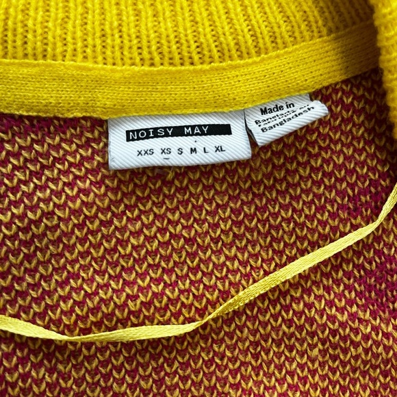 Noisy May XS Yellow Cropped Cherry Cardigan Artsy Coquette Loud Fun - Picture 3 of 7